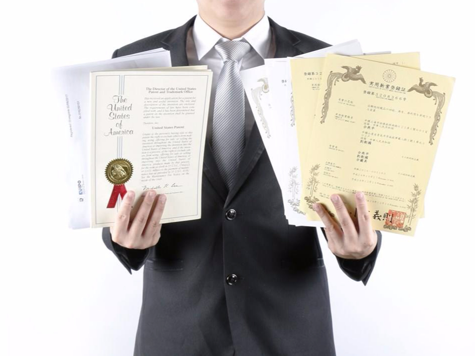 如何撰寫(xiě)高質(zhì)量的專(zhuān)利申請文件之淺談從屬權利要求的“中位概括”